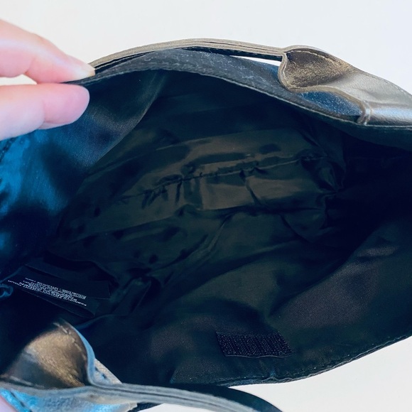 Elizabeth Arden Black and Metallic Clutch Satchel - Picture 5 of 5